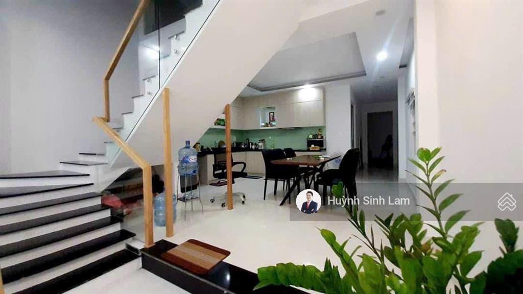 Bán nhà 2 tầng chế lan viên 100m2 2 ô tô tránh cách biển 80mtây sinh sống nhộn nhịpgiá 13 tỷ x