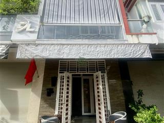 Cho thuê nhà 3 phòng ngủ full nội thất khu hà quang 2