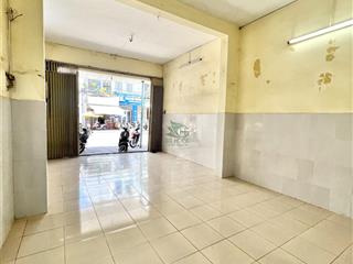 Cho thuê mặt bằng riêng biệt tuyến đường chính tttp giá 15 triệu/tháng