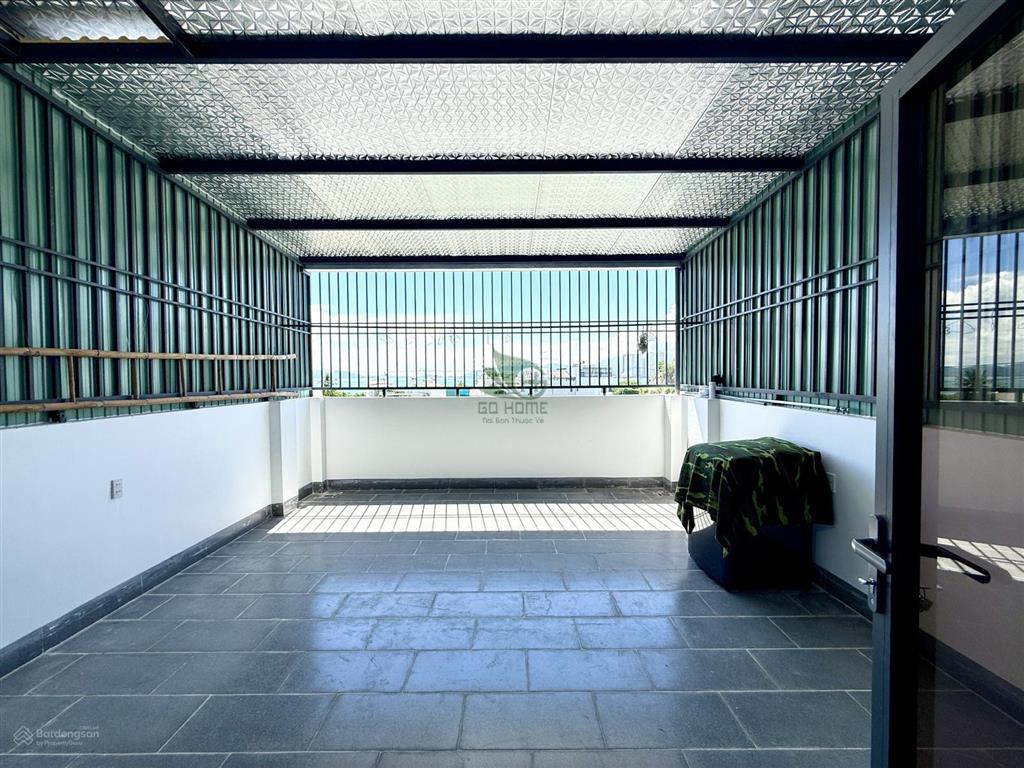 Cho thuê nhà mới xây đẹp 4 tầng 4 phòng ngủ có thang máy khu acc vĩnh hoà