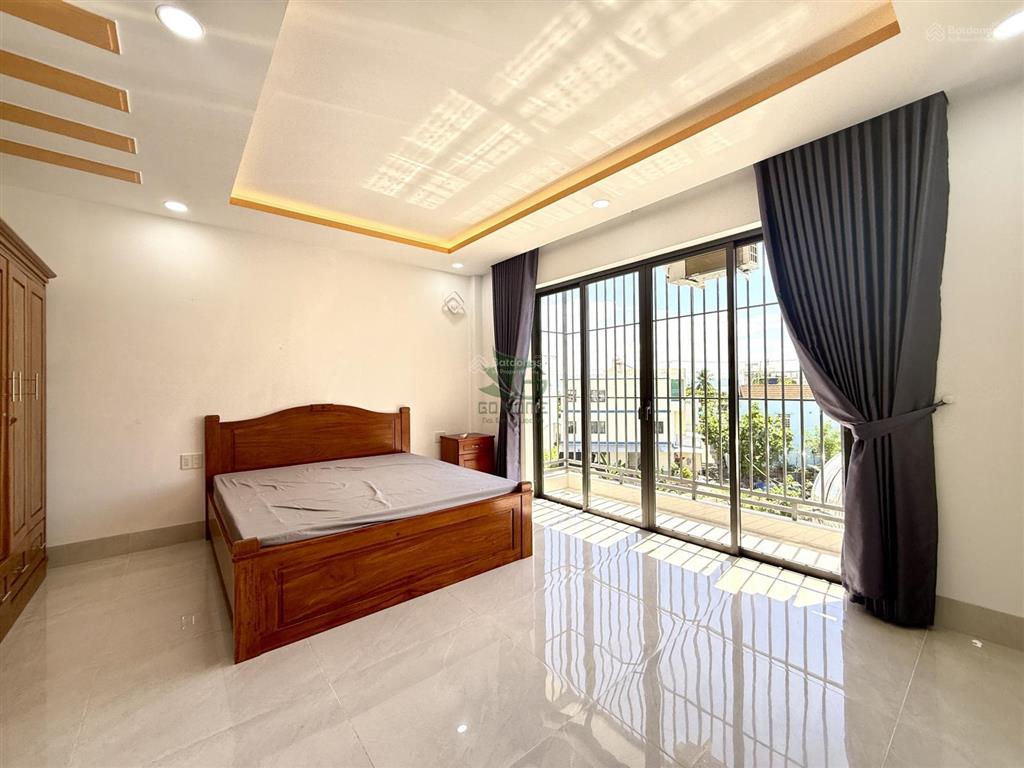 Cho thuê nhà mới xây đẹp 4 tầng 4 phòng ngủ có thang máy khu acc vĩnh hoà