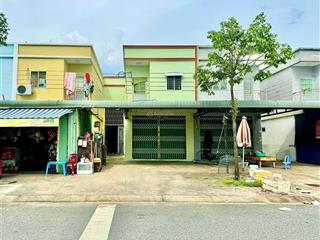 Chú tám cần bán gấp dãy trọ ngay kcn lê minh xuân (10x40,5) 2 tầng 20 phòng thu mỗi tháng 45 triệu