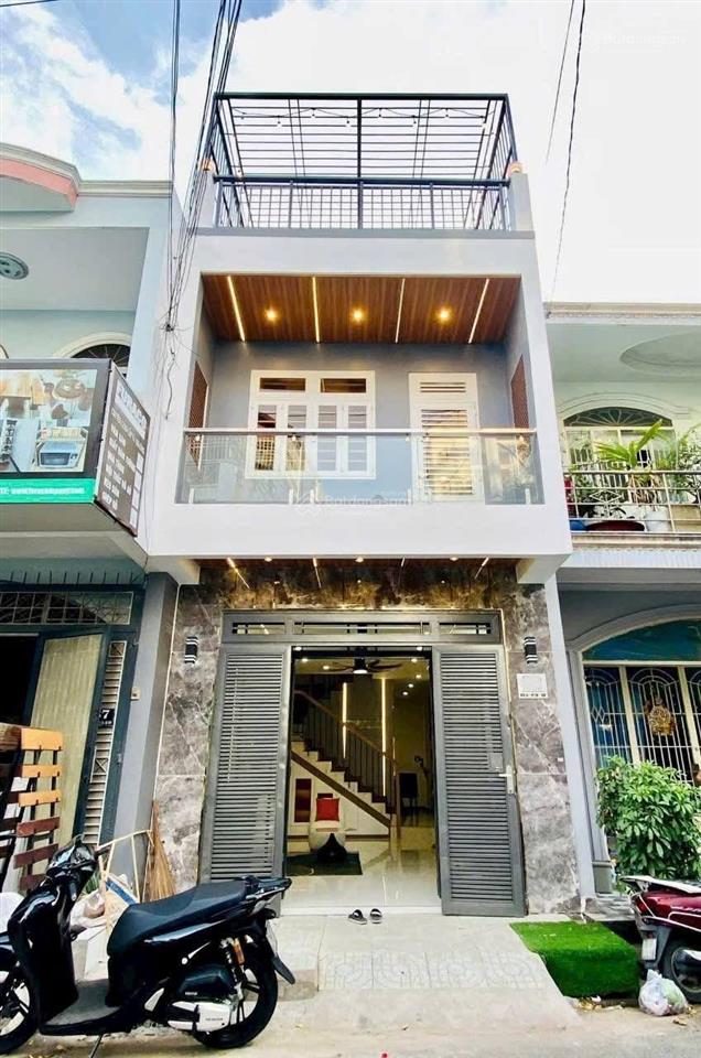 Kẹt tiền bán gấp nhà 1 lầu 5x20 đường 18b ngay chợ bìnhchánh 1,05 tỷ cho thuê 20tr/th full nội thất