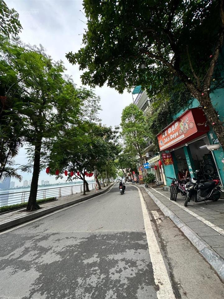 Bán nhà đẹp ở ngay phố trích sài 5m ra hồ tây view triệu đô 2 mặt ngõ giá cực tốt