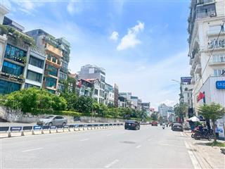 Toà nhà đẳng cấp  9 tầng nổi 1 hầm để xe lô góc  bệ vệ nhất khu tây hồ  vị trí đẹp  kinh doanh