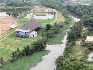 Bán căn hộ 2pn view sân golf tầng cao thoáng mát, có sổ sẵn công chứng ngay