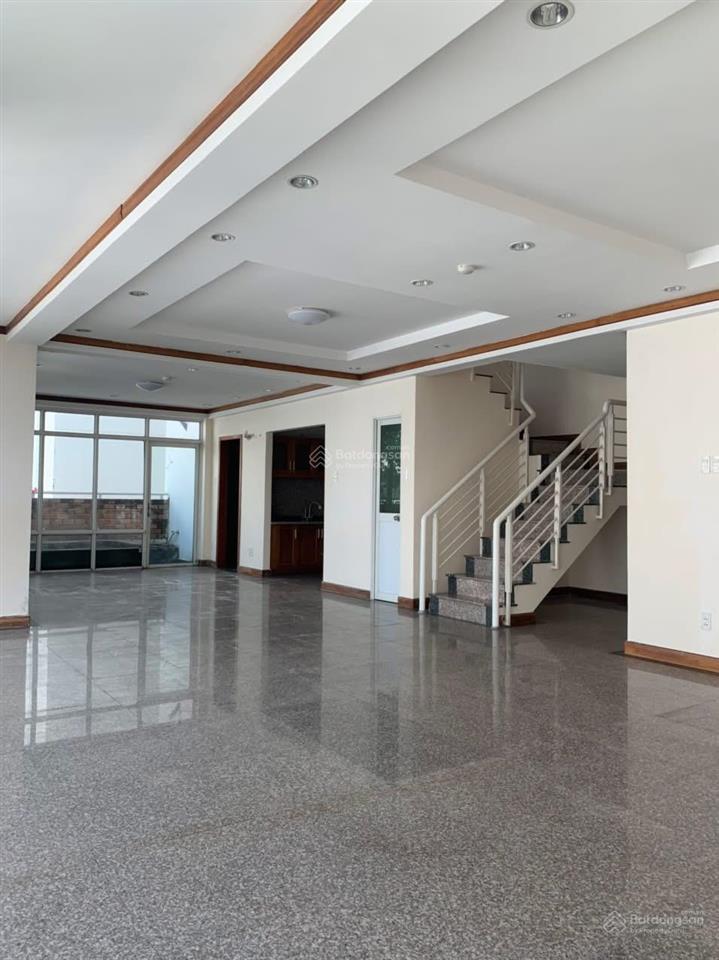 Căn hộ thông tầng hoàng anh an tiến view đẹp, 4pn  192m2 sổ hồng riêng,  để xem nhà trực tiếp