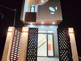 Nhà phố 50m2, 3 tầng, hoàn công đủ, đường ô tô, nhà mới, gần chợ long phước