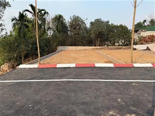 Chính chủ cần bán mảnh đất tân xã  hòa lạc ngay sát đh fpt, đh quốc gia và công nghệ cao chỉ 800m