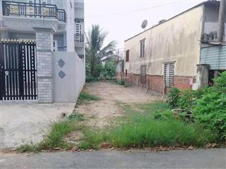 Chính chủ cần bán gấp lô đất 94,7m2 ngay đh fpt và cnc chỉ 800m giá 2,2 tỷ ô tô vào tận đất