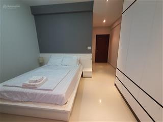 Bán căn hộ riveriside phú mỹ hưng 2 phòng ngủ 82m2, đầy đủ nội thất, view biệt thự yên tĩnh