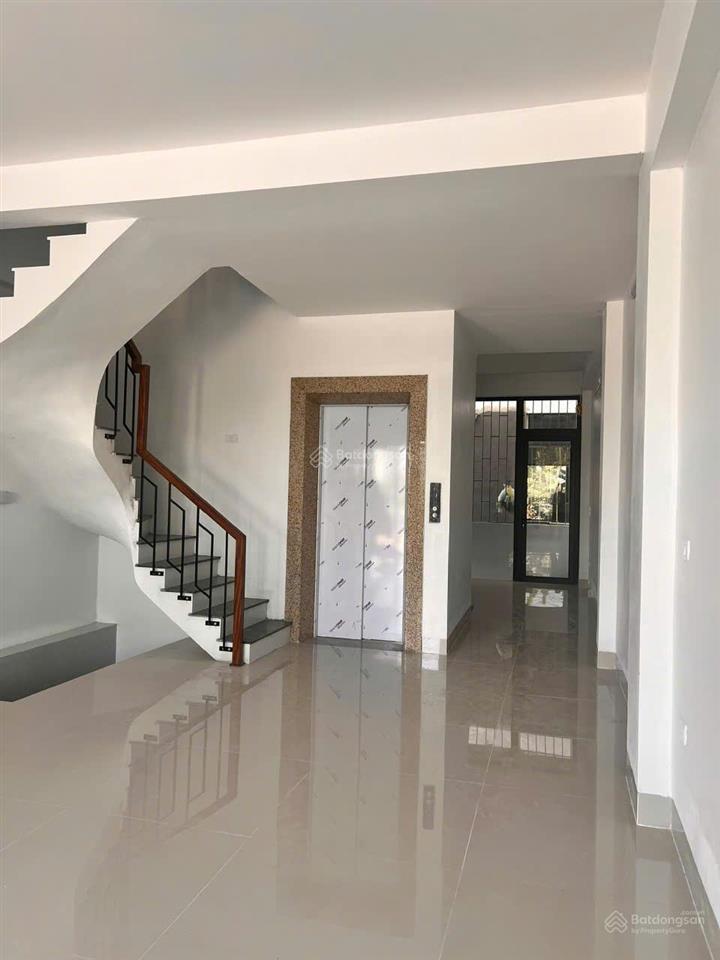 Cho thuê liền kề kđt thanh hà, hà đông. dt sàn 430m2, ô tô đỗ cửa, 7tr/tháng