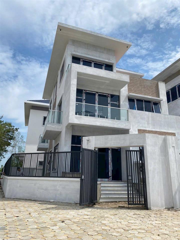 Cho thuê liền kề kđt thanh hà, hà đông. dt sàn 430m2, ô tô đỗ cửa, 7tr/tháng