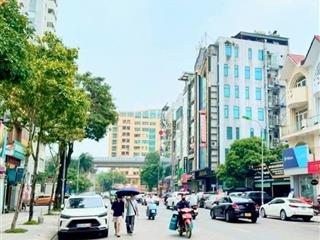 Tòa văn phòng hiên ngang 9 tầng mặt phố trần bình