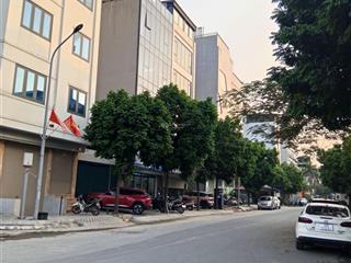 Siêu phẩm toà văn phòng 95m, 8 tầng thang máy trịnh văn bô  trần hữu dực! lô góc 3 mặt oto tránh