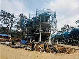 Cần thanh khoản căn bt hàng ngoại giao 219m2 đông nam giá đợt 1. vào thẳng tên cđt, giá 13 tỷ.