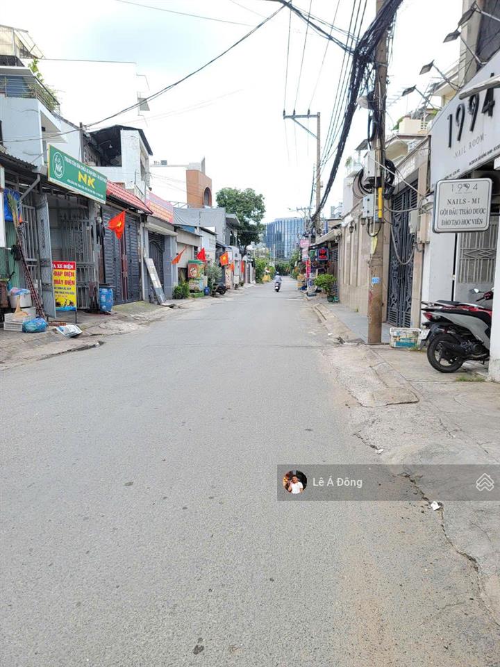 Nhà 1t1l dt 105,3m2 ngang 5m. cách gametro bình thái 500m. mtkd đường 10m