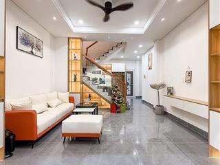 Nhà đẹp 4 tầng ~ 50m2  1 căn ra hxh cô bắc, phú nhuận  4pn5wc  tặng nội thất  hơn 8 tỷ