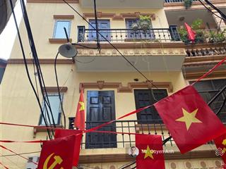 Chính chủ bán nhà riêng cạnh royal city, 33 tỷ, 122m2, view đẹp, đường ô tô vào nhà, full nội thất