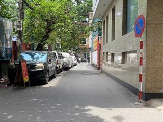 Nhà em chính chủ cần bán căn 2pn hướng nam, ngõ ô tô, nhà hai mặt thoáng sổ đỏ riêng, giá 1xx