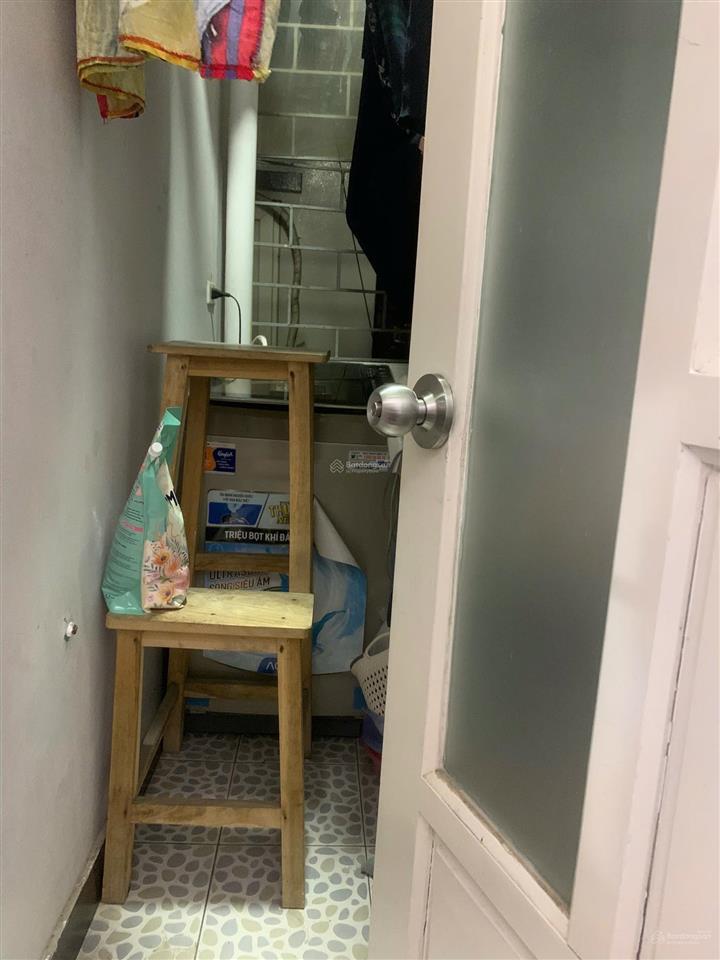 Chính chủ do chuyển đổi công việc nên cần bán căn hộ chung cư thuỵ phương, nhà có sổ đỏ riêng