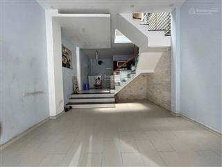 Nhà 2 tầng sau lưng căn mặt tiền chợ đo đạc ,trần não q2 (4.5 x 11), đường 6m .chỉ 9,2tỷ