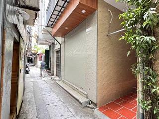 Lô góc bạch mai 2 mặt thoáng sáng ngõ thông k. doanh, 30m ra đường ô tô. mặt tiền 3,7m rộng thoáng