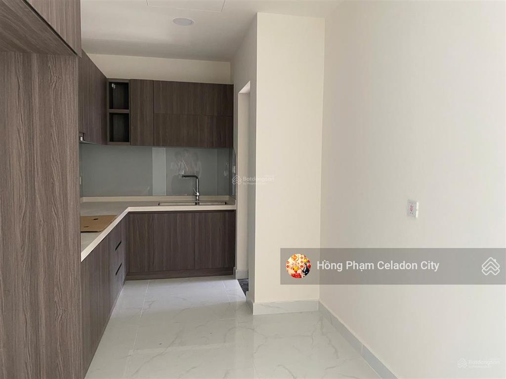 Nhà mới, giá tốt 2pn2wc 86m2 view hồ bơi diamond centery giá (102%) 7.3tỷ
