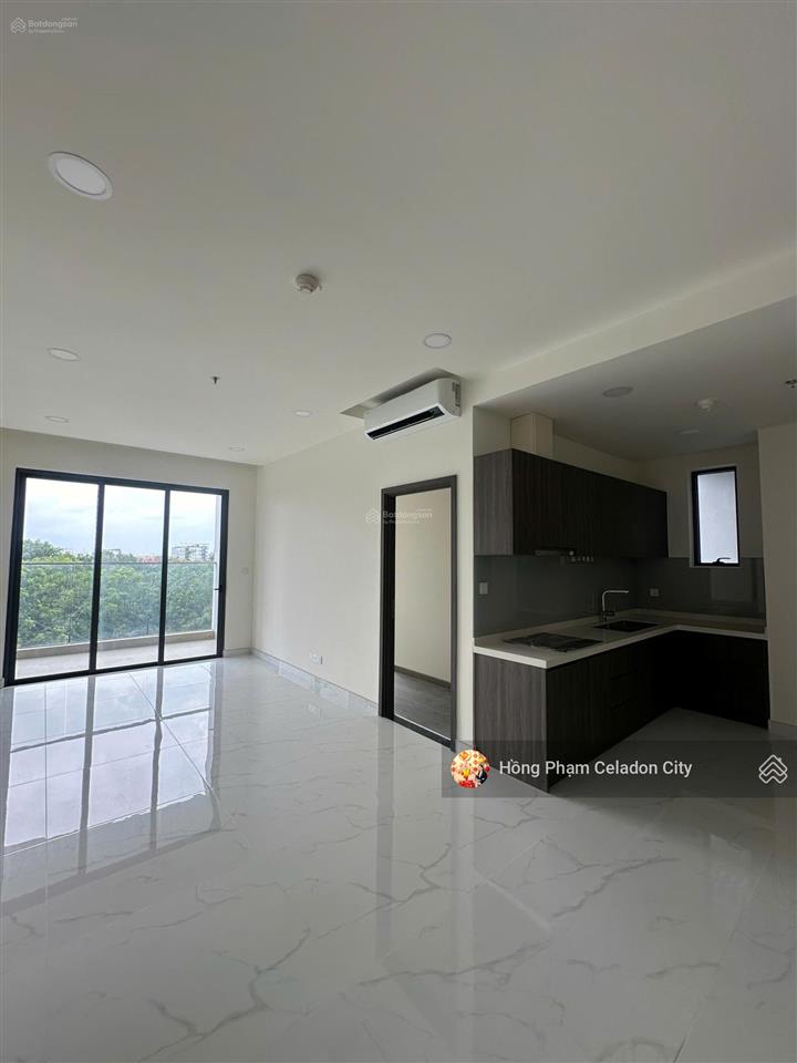3pn3wc block c2 (tầng 10) view nhìn hồ bơi dt 120,7m2 thanh toán trả góp 3 năm có ô xe
