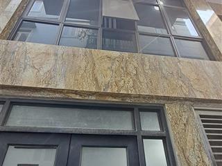 Bán nhà hoàng quốc việt phân lô ô tô tránh, 2 thoáng 65m, 6 tâng thang máy giá 25 tỷ