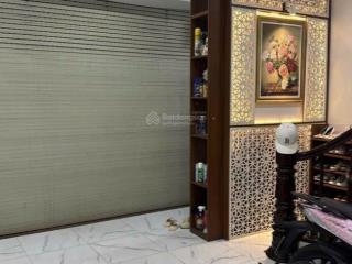Bán nhà hoàng cầu, đống đa, ô tô 51m, 5 tầng giá 18 tỷ