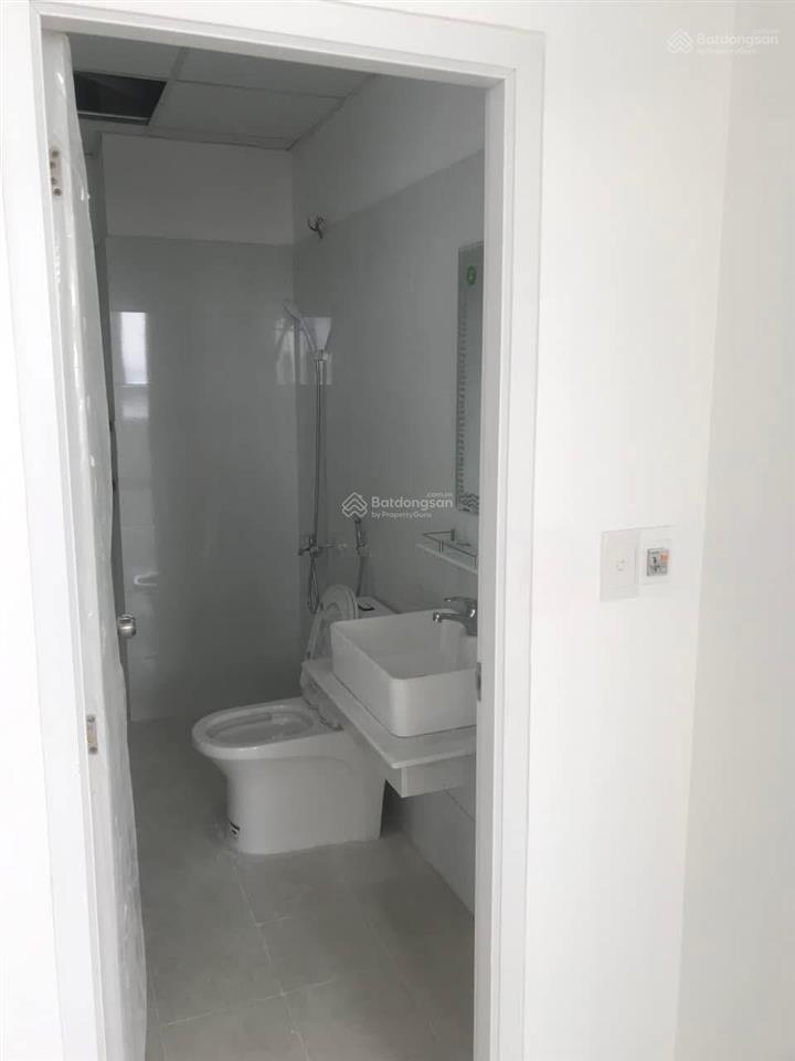 Căn hộ cho thuê ở topaz home 2 t89/2026  nhà trống, có máy lạnh và full nội thất