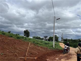 Mê linh  cách đà lạt chỉ 20km. view đồi thông bao quanh giá chỉ 790 triệu