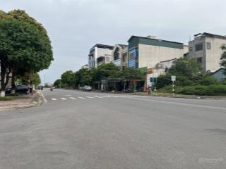 Bán luôn và ngay đất lam hạ nhánh lê công thanh đường to, dt 97m2 giá 7x tr/m2