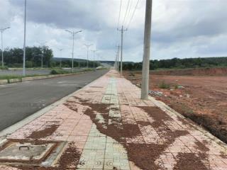Bán đất xã tân tiến huyện đồng phú . dt 417.6m2 ( 100m tc ). mt10m, đường 42 m . giá 2 tỷ ( ctl )