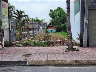 Chính chủ bán gấp lô đất cho con trai đi du học chuyển nhượng lại gấp đất 135m2 sổ hồng riêng