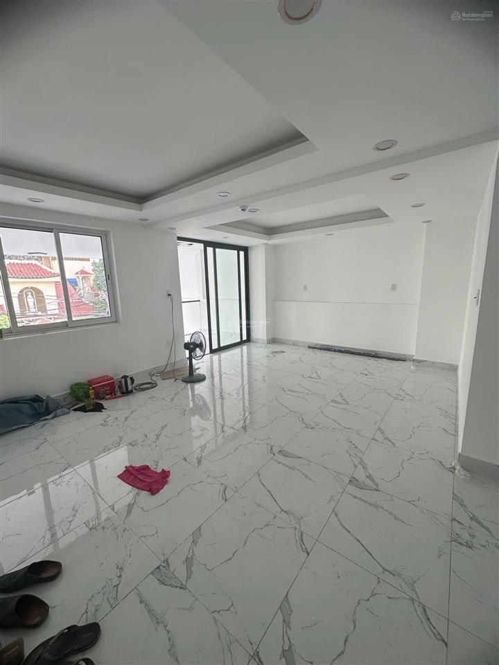 Bán căn hộ dịch vụ 7 tầng có thu nhập 100tr/tháng mặt tiền đường số p. tân quy, q7