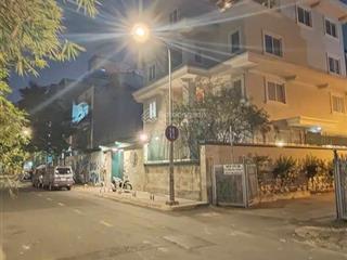 Biệt thự 3 mặt tiền quận 1, khu siêu vip, dt sàn 549m2