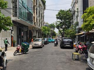 Hẻm xe tải gần ngã tư hàng xanh, ngang 8 mét vuông vức, một đời chủ