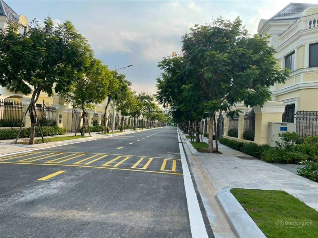 Biệt thự song lập 135m2, vị trí đẹp, gần công viên trung tâm, gần trường học, giá tốt nhất an lạc