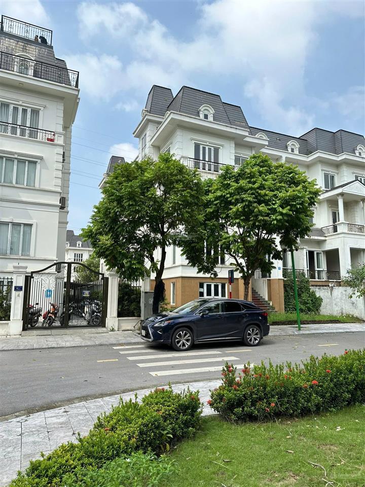 Tháng 2/2026 quỹ căn biệt thự liền kề, mẫu mới, vị trí đẹp, gần công viên, giá tốt để đầu tư, sổ đỏ