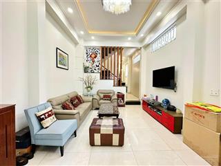 Cô chú năm cần bán gấp căn nhà đường lý thái tổ, p10, quận 10. 42,7m2  2,740 tỷ. shr