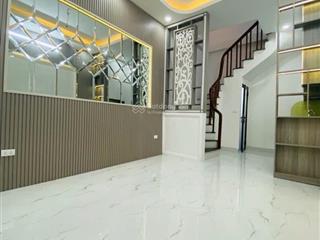 Nhà 5 tầng đội cấn  trung tâm ba đình, ngõ thoáng, gần phố, full nội thất về ở ngay  6 tỷ