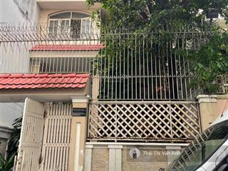 32tỷ hạ về 29tỷ chính chủ kẹt tiền bán gấp nhà ngay đường cửu long  p2 tân bình  7x22m  4 tầng