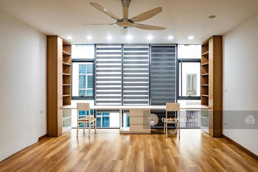 Đường 2 ô tô, sát phố, 2 thoáng, 110m2 x4t, mt 5m, giá 24 tỷ