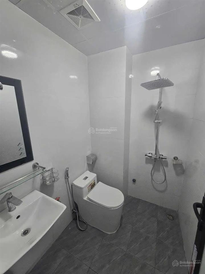 Bán căn dòng tiền phố thành thái gần công viên cầu giấy 8 nổi có hầm 100m2 giá 49tỷ9