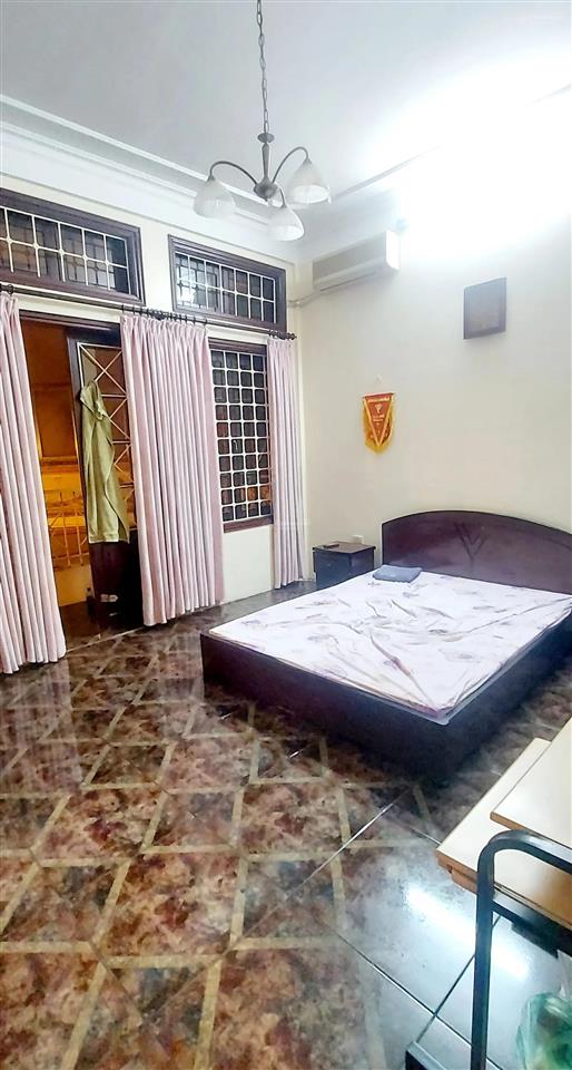 Bán nhà nguyễn văn huyên cầu giấy phân lô ô tô tránh 60m2 giá 21tỷ9