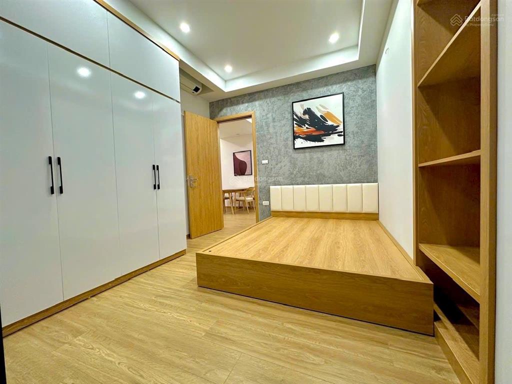 Siêu phẩm đầu tư nhà phân lô trần quốc hoàn thang máy gara ô tô 65m2 x 6 tầng. giá 26tỷ9