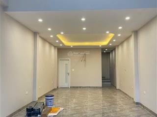 Mặt phố trịnh đình cửu  kinh doanh  vỉa hè  7 tầng thang máy