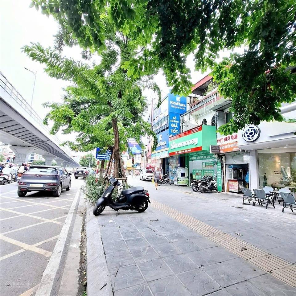 Bán nhà mặt phố đại la hbt dt 71m 2t mt 4m giá 36tỷ mặt phố vip vỉa hè rộng sổ vuông đẹp